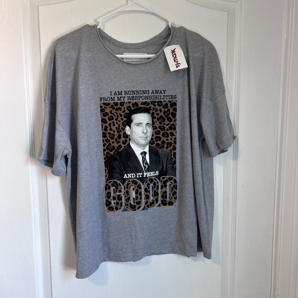 The Office Michael Scott Running Away Responsibilities Gray Graphic Tee Large